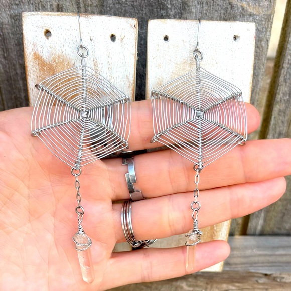 -HP- Lemurian Crystal Spider Web - Picture 6 of 13